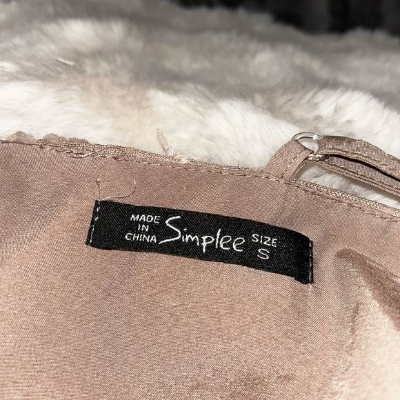 Simplee Beige Mini Dress - Picture 6 of 6